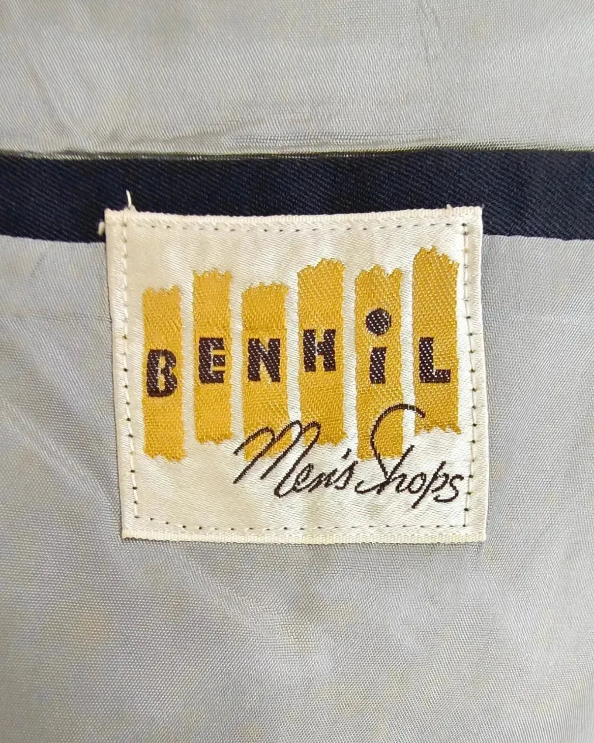 Benhill - [L]